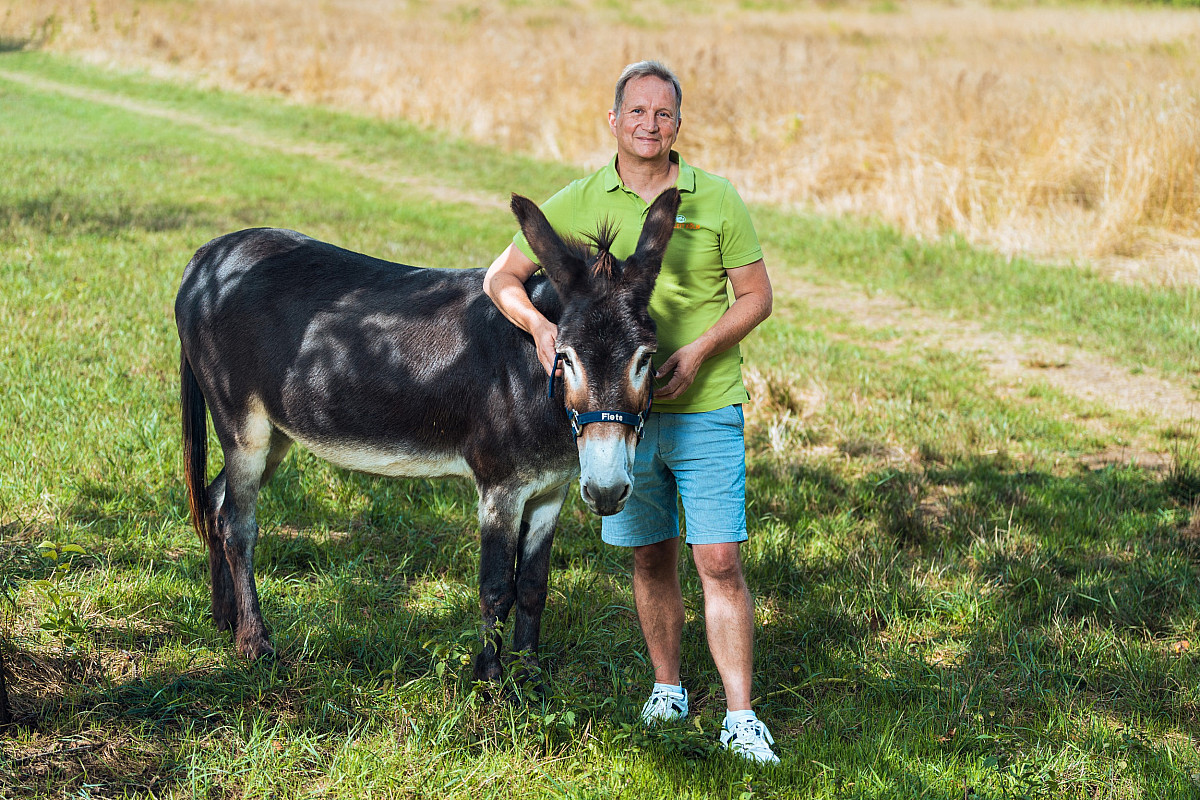 20260824_141503_2020-holger-mit-esel-fiete